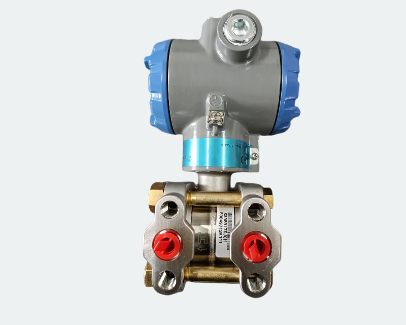 PRESSURE TRANSMITTER